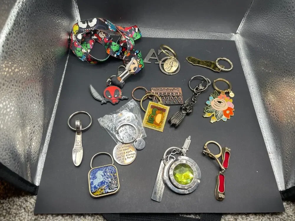 Lot Of 13 Keychains Mixed Assortment Style Vintage to Modern Gold Silver Tone